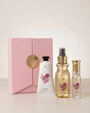 طقم هدايا العناية بالجسم "سويت كاميليا - Zohoor alreef SA