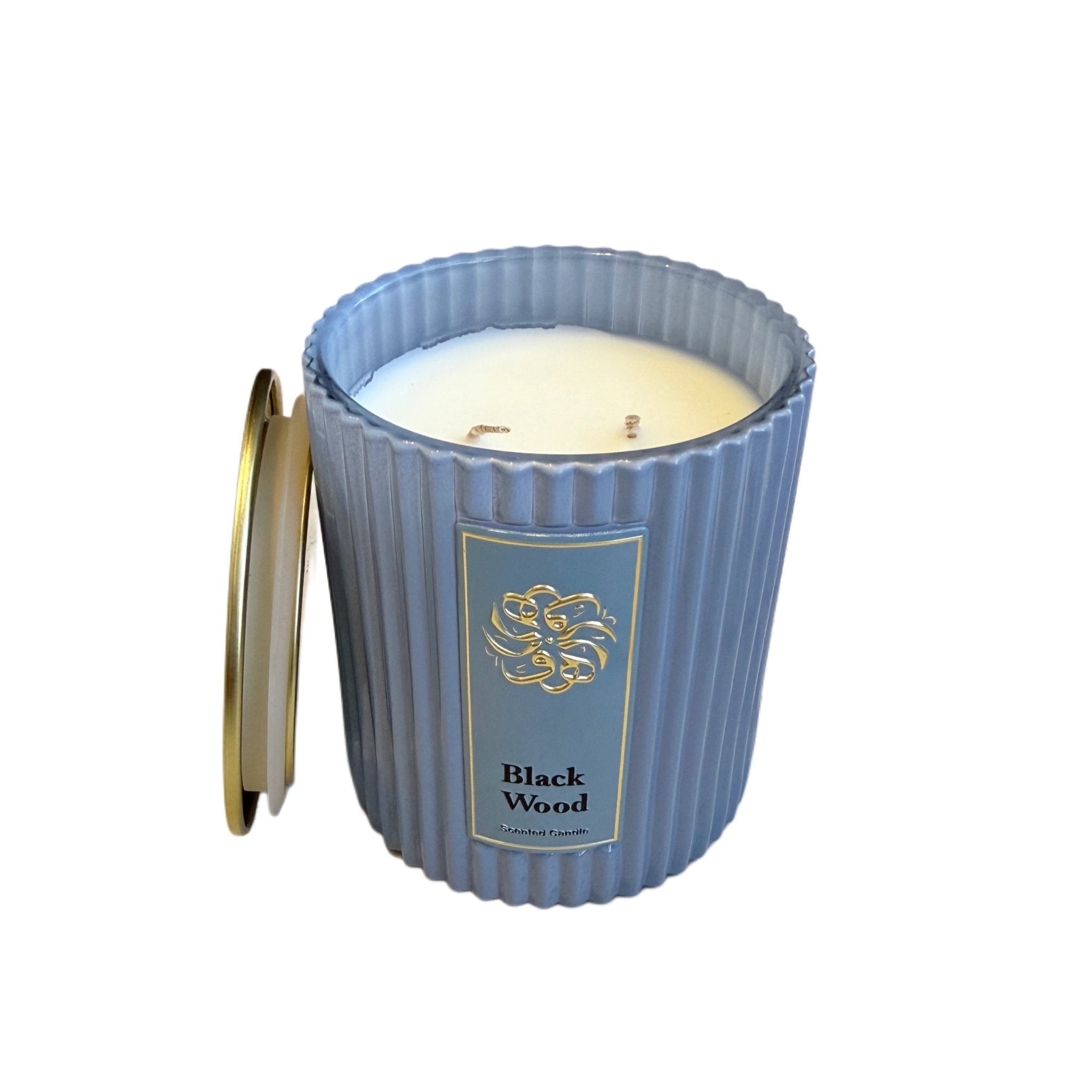 شمعة "بلاك وود" (Black Wood) - Zohoor alreef SA